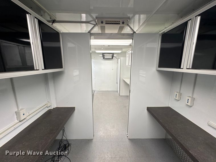 image for item ET1886 2012 UFI 20' Command TRL enclosed cargo trailer