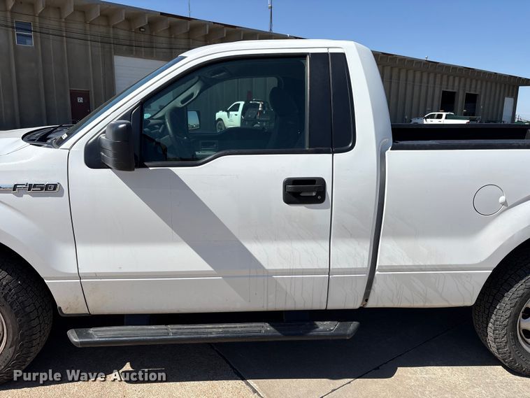 image for item ET6145 2011 Ford F150 XL pickup truck