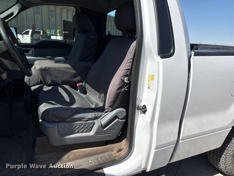 image for item ET6145 2011 Ford F150 XL pickup truck
