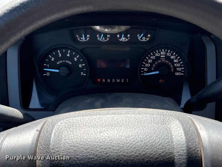image for item ET6145 2011 Ford F150 XL pickup truck