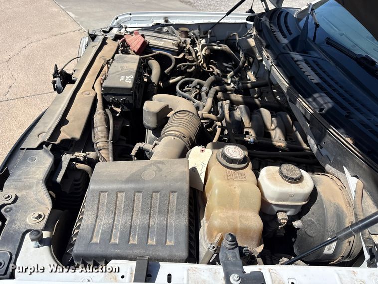 image for item ET6145 2011 Ford F150 XL pickup truck