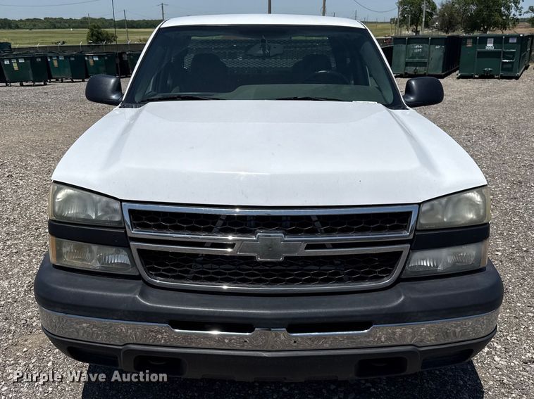 image for item ET6146 2007 Chevrolet Silverado 1500 Ext. Cab pickup truck