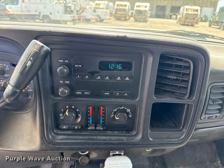image for item ET6146 2007 Chevrolet Silverado 1500 Ext. Cab pickup truck