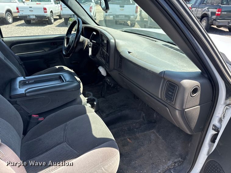 image for item ET6146 2007 Chevrolet Silverado 1500 Ext. Cab pickup truck