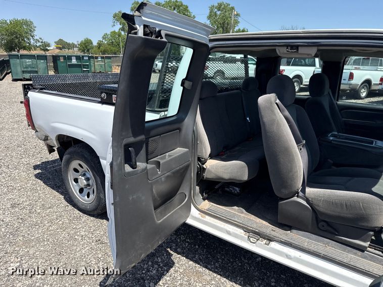 image for item ET6146 2007 Chevrolet Silverado 1500 Ext. Cab pickup truck