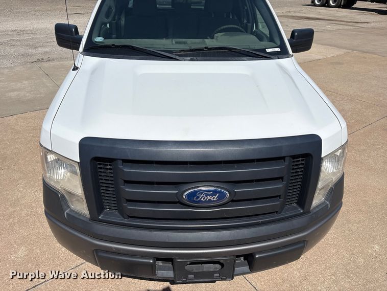 image for item ET6147 2011 Ford F150 XL Ext. Cab pickup truck