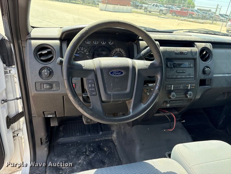 image for item ET6147 2011 Ford F150 XL Ext. Cab pickup truck