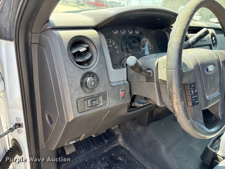 image for item ET6147 2011 Ford F150 XL Ext. Cab pickup truck
