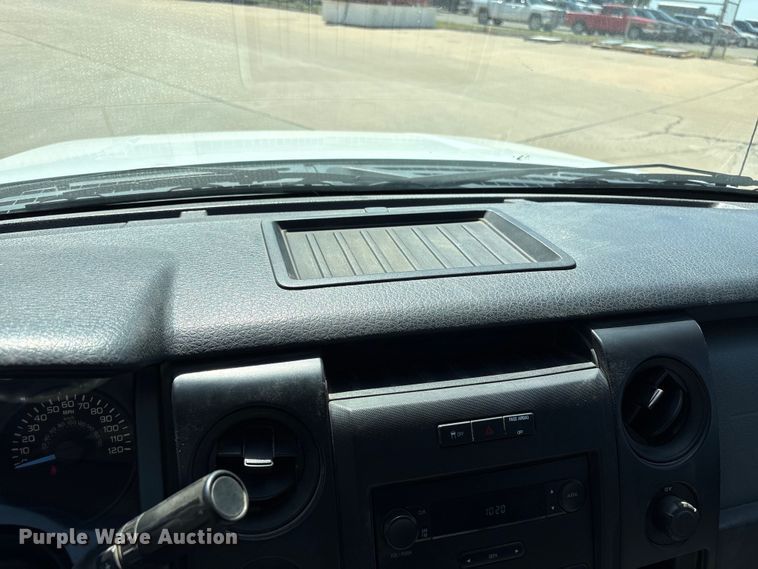 image for item ET6147 2011 Ford F150 XL Ext. Cab pickup truck