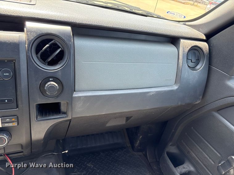 image for item ET6147 2011 Ford F150 XL Ext. Cab pickup truck