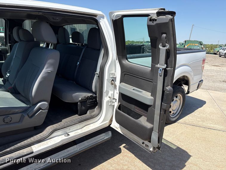 image for item ET6147 2011 Ford F150 XL Ext. Cab pickup truck