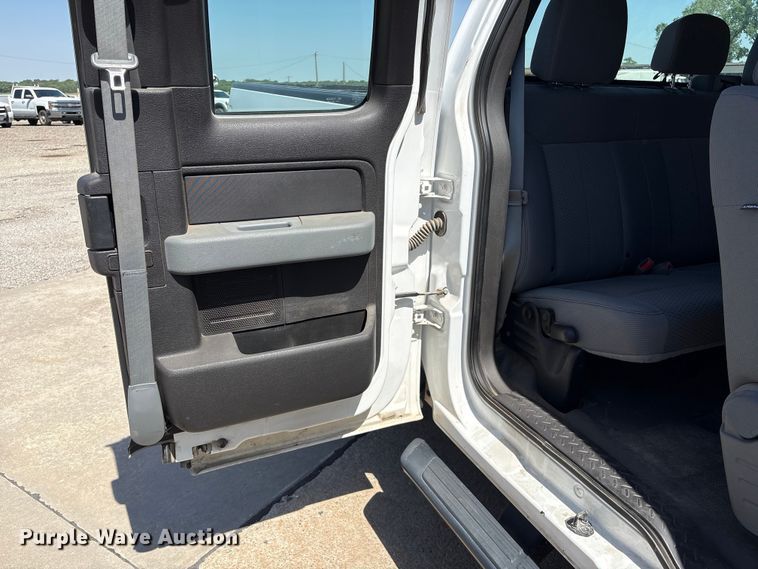 image for item ET6147 2011 Ford F150 XL Ext. Cab pickup truck