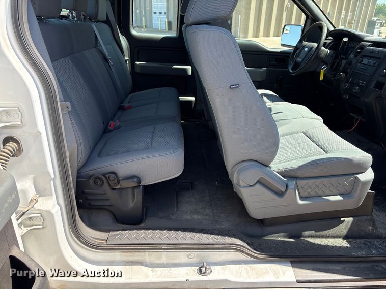 image for item ET6147 2011 Ford F150 XL Ext. Cab pickup truck