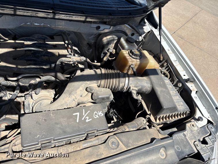 image for item ET6147 2011 Ford F150 XL Ext. Cab pickup truck