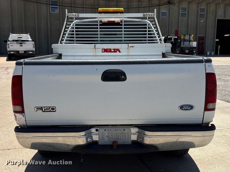image for item ET6148 1997 Ford F150 pickup truck