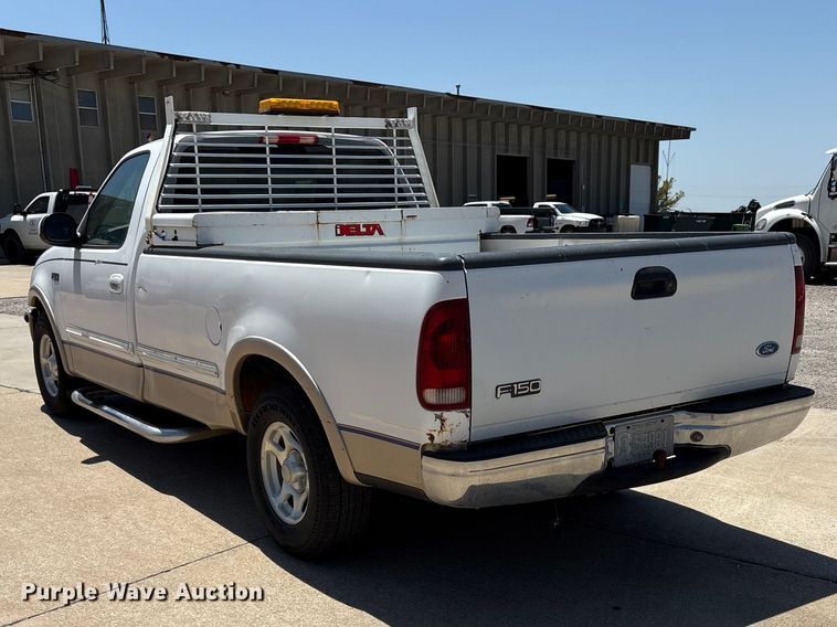 image for item ET6148 1997 Ford F150 pickup truck