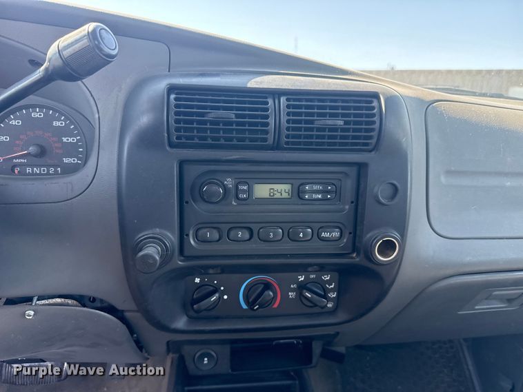 image for item ET6149 2011 Ford Ranger pickup truck
