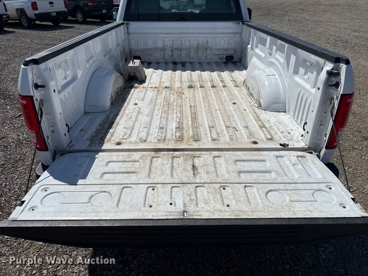 image for item ET6150 2016 Ford F150 XL pickup truck