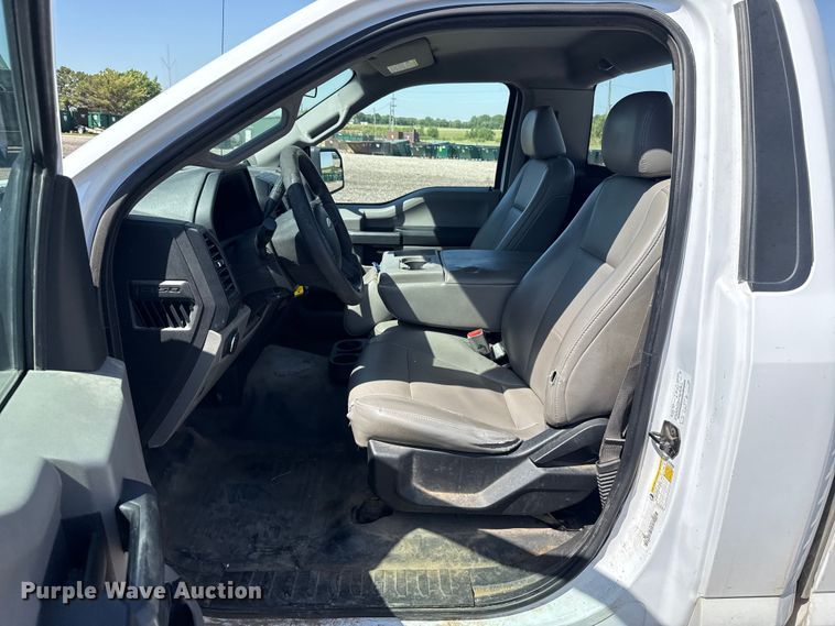 image for item ET6150 2016 Ford F150 XL pickup truck