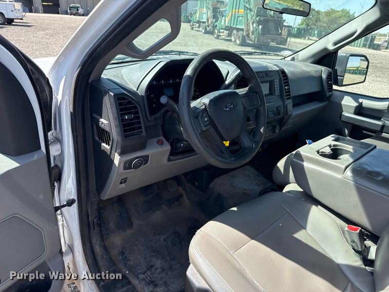 image for item ET6150 2016 Ford F150 XL pickup truck
