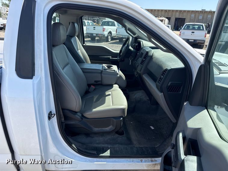 image for item ET6150 2016 Ford F150 XL pickup truck