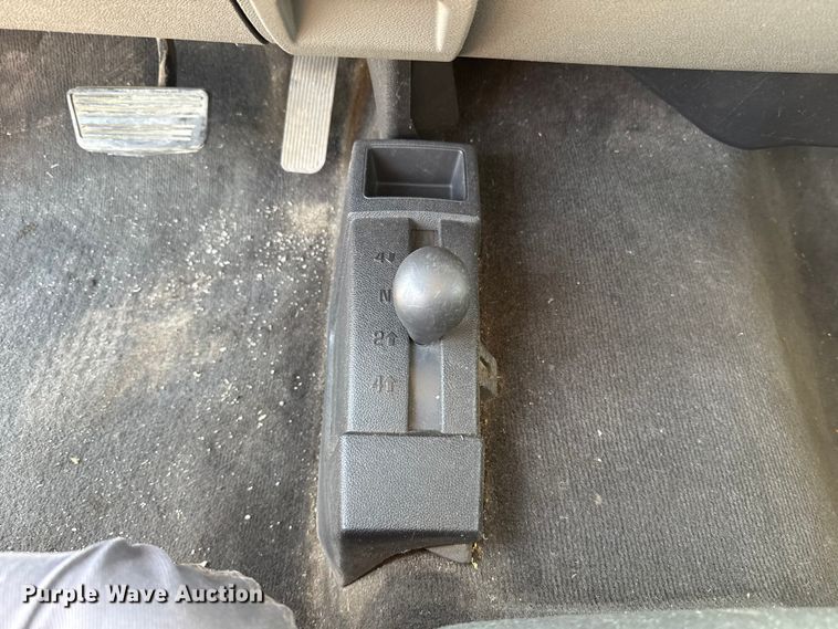 image for item ET6151 2011 Chevrolet Silverado 1500 pickup truck