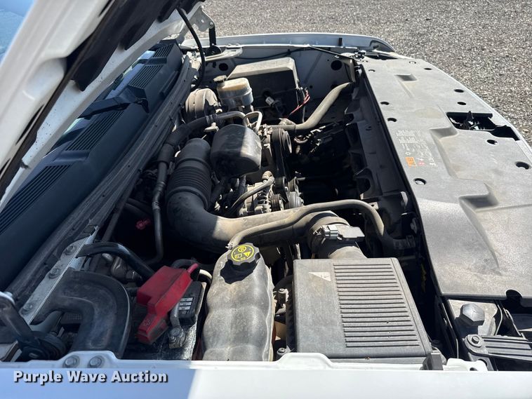image for item ET6151 2011 Chevrolet Silverado 1500 pickup truck