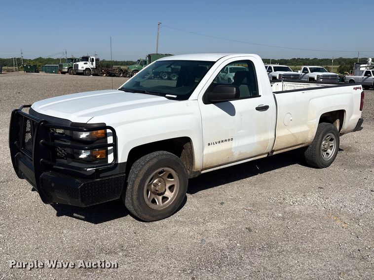 image for item ET6152 2015 Chevrolet Silverado 1500 pickup truck