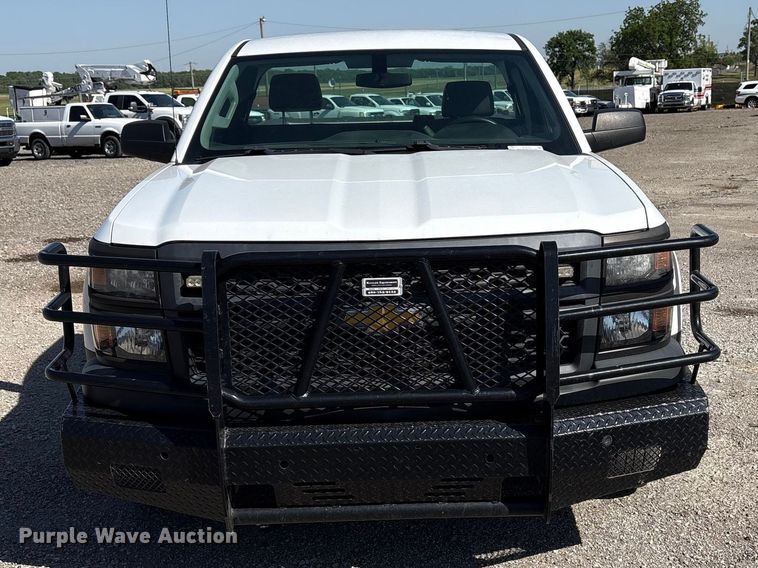 image for item ET6152 2015 Chevrolet Silverado 1500 pickup truck