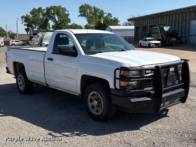 image for item ET6152 2015 Chevrolet Silverado 1500 pickup truck