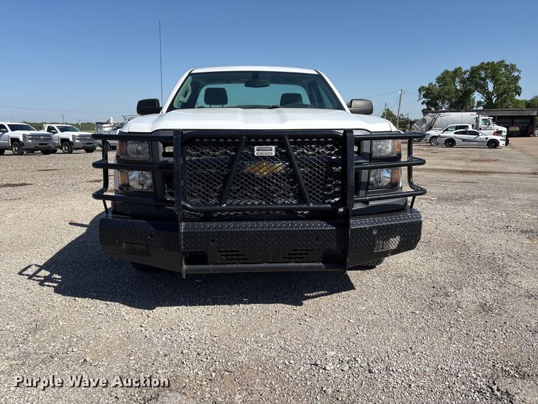 image for item ET6152 2015 Chevrolet Silverado 1500 pickup truck