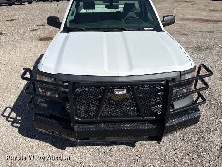 image for item ET6152 2015 Chevrolet Silverado 1500 pickup truck