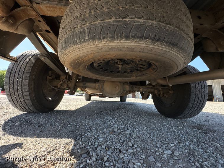 image for item ET6152 2015 Chevrolet Silverado 1500 pickup truck