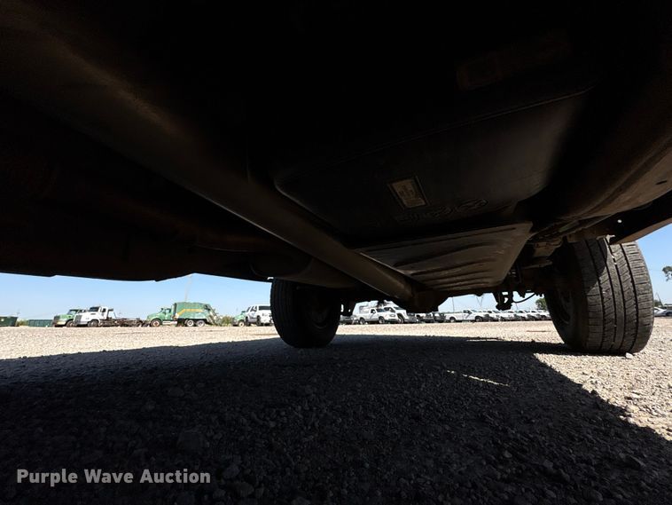 image for item ET6152 2015 Chevrolet Silverado 1500 pickup truck