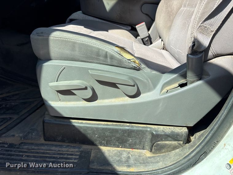 image for item ET6152 2015 Chevrolet Silverado 1500 pickup truck