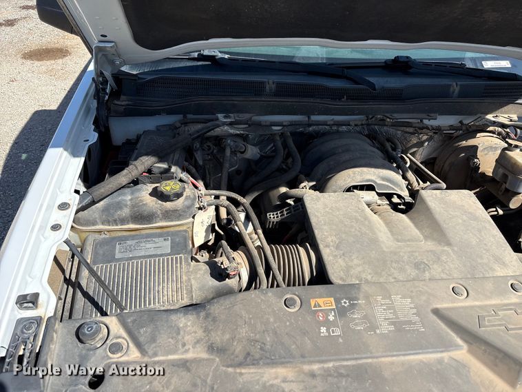 image for item ET6152 2015 Chevrolet Silverado 1500 pickup truck