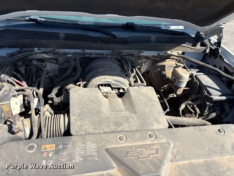 image for item ET6152 2015 Chevrolet Silverado 1500 pickup truck