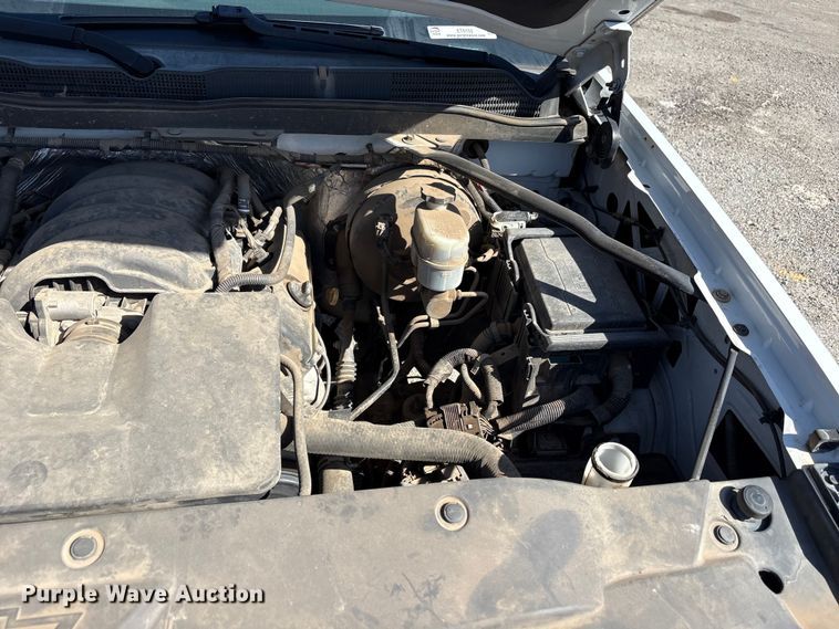 image for item ET6152 2015 Chevrolet Silverado 1500 pickup truck