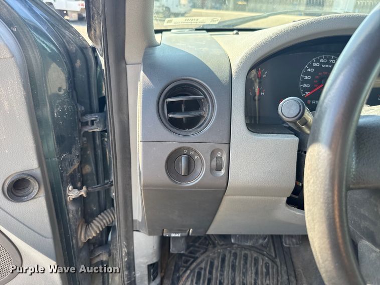image for item ET6153 2006 Ford F150  Ext. Cab pickup truck