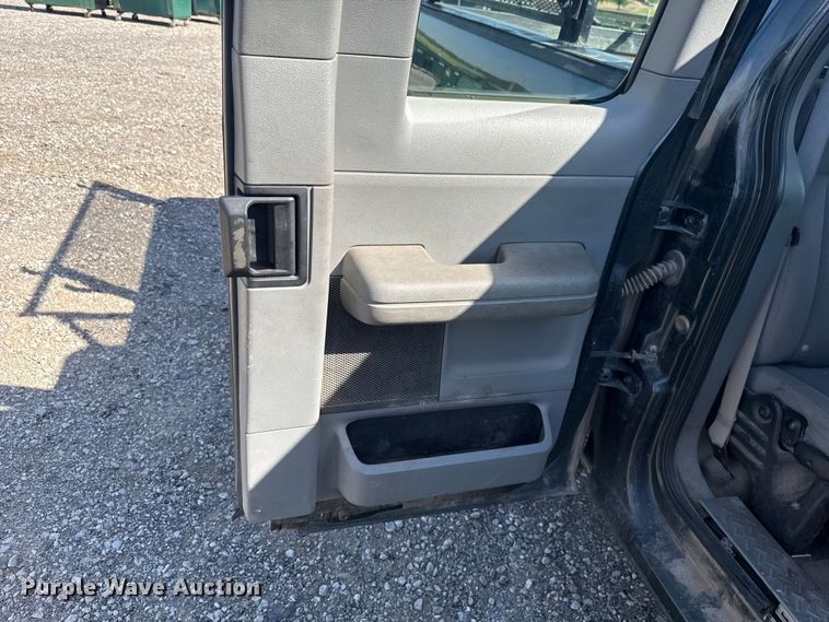 image for item ET6153 2006 Ford F150  Ext. Cab pickup truck