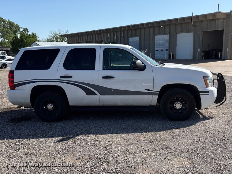 image for item ET6155 2014 Chevrolet Tahoe Police SUV