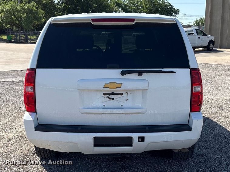 image for item ET6155 2014 Chevrolet Tahoe Police SUV