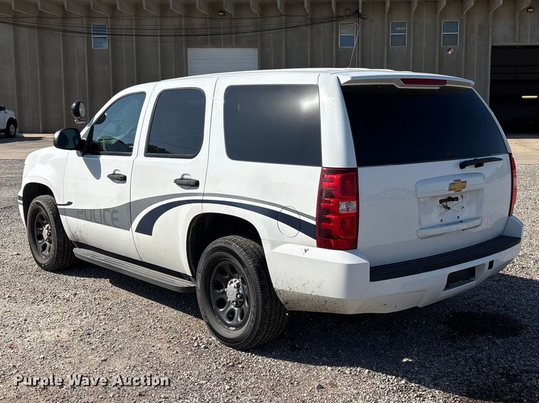 image for item ET6155 2014 Chevrolet Tahoe Police SUV