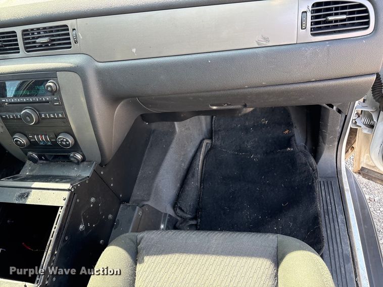 image for item ET6155 2014 Chevrolet Tahoe Police SUV