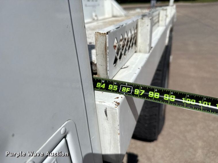 image for item ET6157 1986 International F1954 bucket truck