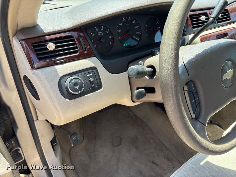 image for item ET6158 2008 Chevrolet Impala LS 