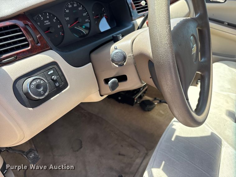 image for item ET6158 2008 Chevrolet Impala LS 
