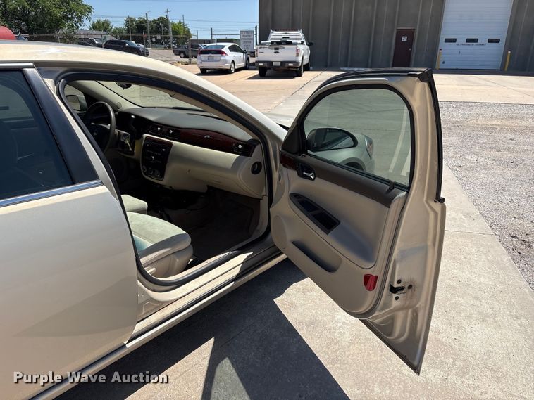 image for item ET6158 2008 Chevrolet Impala LS 