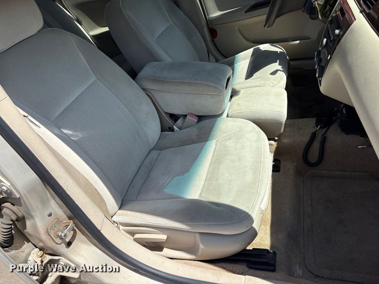 image for item ET6158 2008 Chevrolet Impala LS 