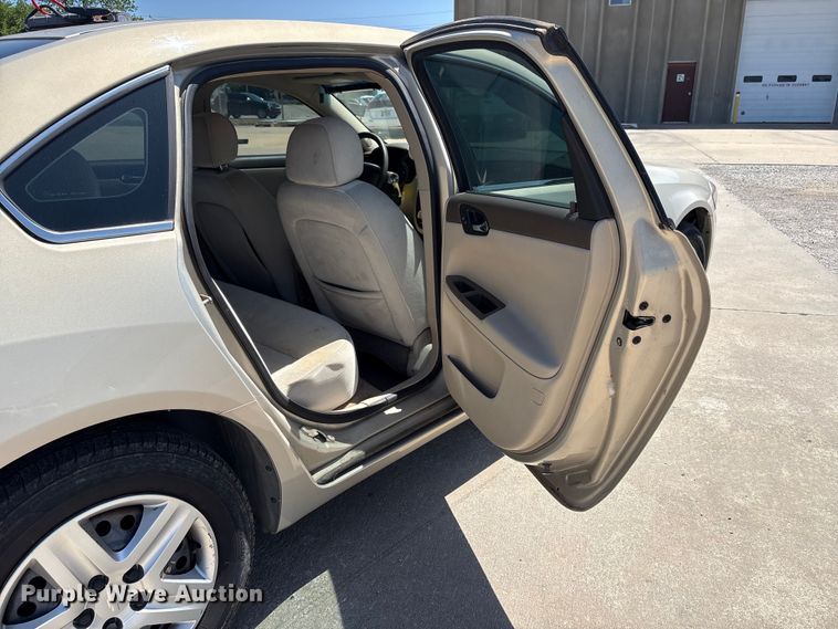 image for item ET6158 2008 Chevrolet Impala LS 